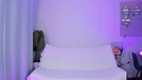 Adelle online show from March 11, 5:54 am