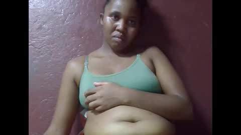 adelealy online show from February 26, 3:32 pm