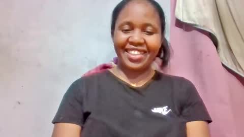 adelealy online show from May 11, 4:15 pm