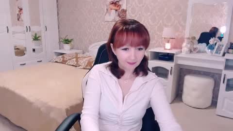 Snapshot of adelemoran chatting on February 1, 8:05 pm AdeleMoran online show from February 1, 8:05 pm
