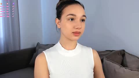 adelexx_zll online show from February 25, 4:38 am