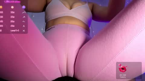 adelinaconte1 online show from February 21, 7:10 pm