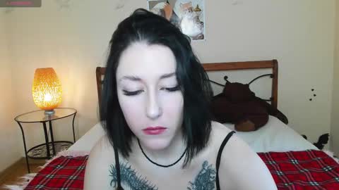 Snapshot of adell_berry chatting on March 1, 2:59 am Adel online show from March 1, 2:59 am
