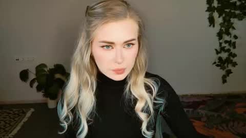 Adel online show from October 15, 3:57 pm