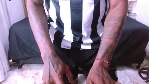 ades_stn online show from October 24, 3:29 am