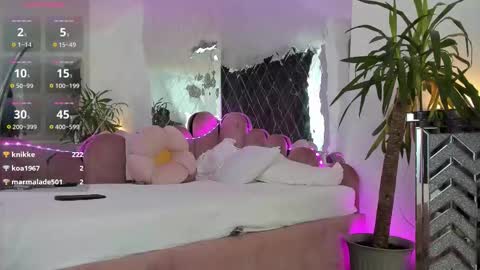 Adona online show from December 15, 9:38 am