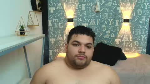 ADONIS online show from November 6, 9:51 pm