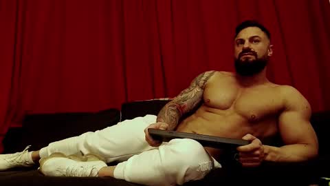 Adonis online show from January 17, 10:40 pm