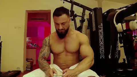 Adonis online show from March 4, 7:22 pm