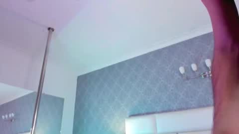 Adonis  online show from September 25, 9:44 pm