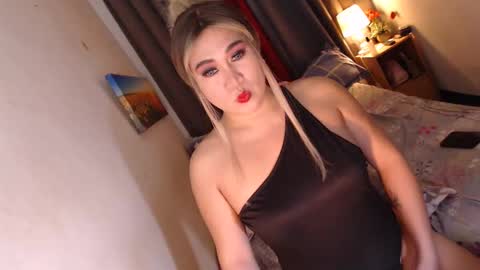 MsKim  online show from November 23, 7:17 am