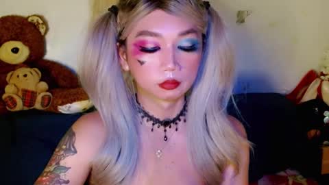 Snapshot of adorableslutxxx chatting on March 8, 2:12 am jasmine online show from March 8, 2:12 am
