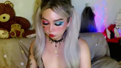 Snapshot of adorableslutxxx chatting on February 17, 7:04 am jasmine online show from February 17, 7:04 am