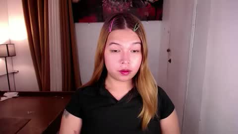 adorabletsforyouxx online show from March 31, 7:58 pm