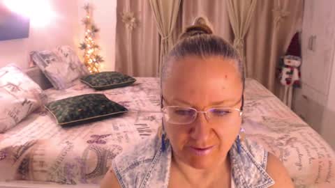 Cryna online show from December 29, 2:52 pm