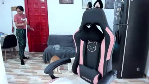 Adrena10 online show from October 24, 3:24 pm