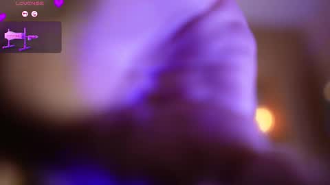 Adri crof online show from March 18, 4:07 am