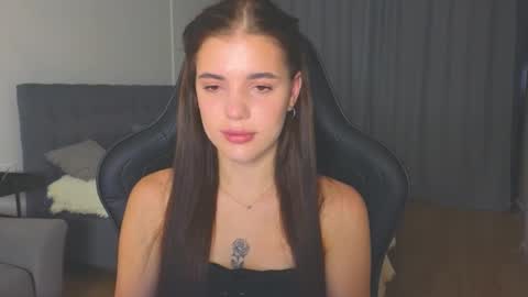 Snapshot of adri_dream chatting on September 20, 9:40 pm Adriana online show from September 20, 9:40 pm