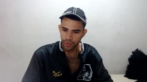 adri_sexboy online show from January 8, 2:46 pm