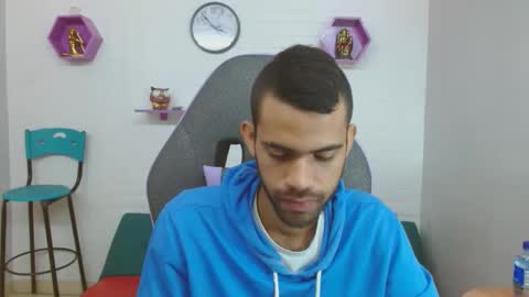 adri_sexboy online show from January 15, 3:39 pm