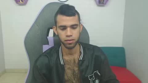 adri_sexboy online show from January 18, 4:10 pm