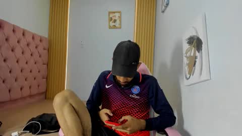 adri_sexboy229 online show from September 16, 12:40 pm