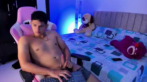 ADRIAN online show from March 11, 8:45 pm