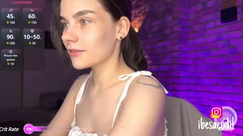 Snapshot of adriana_allen chatting on March 1, 11:47 pm Adri online show from March 1, 11:47 pm