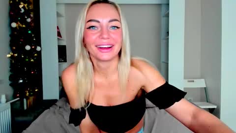 Adriana online show from January 14, 5:10 pm