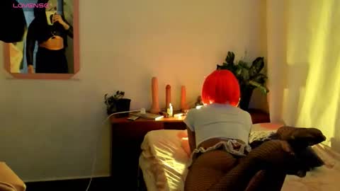 adrianny online show from November 2, 4:23 am