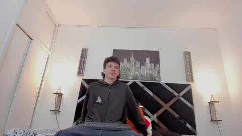 Adrian online show from October 16, 3:39 am