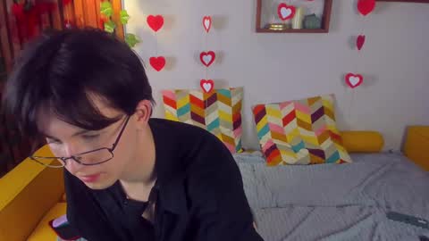 adrianoaubert online show from February 18, 4:03 pm