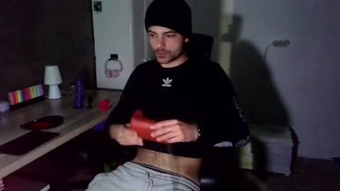 Adriherx online show from January 7, 7:30 pm