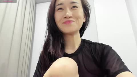 Snapshot of ae_nie chatting on February 26, 12:38 pm Aenie online show from February 26, 12:38 pm
