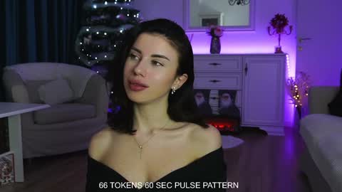Snapshot of aelia_anara chatting on December 1, 4:32 pm Aelia online show from December 1, 4:32 pm
