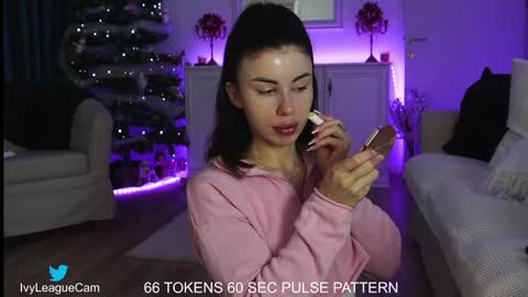 Snapshot of aelia_anara chatting on December 11, 6:14 am Aelia online show from December 11, 6:14 am