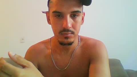 Snapshot of aelucius chatting on January 20, 9:43 pm Luci online show from January 20, 9:43 pm