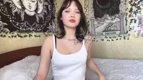 Arielle online show from October 7, 11:17 am