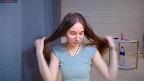 Snapshot of afeliya_shy chatting on February 10, 2:59 pm afeliya_shy online show from February 10, 2:59 pm