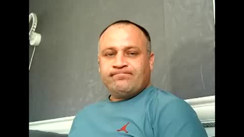 Sasha online show from April 14, 9:45 am