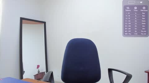 Lorena online show from December 18, 5:52 pm