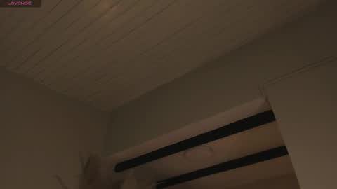 Snapshot of afrodita__25 chatting on March 11, 12:44 am Emma online show from March 11, 12:44 am