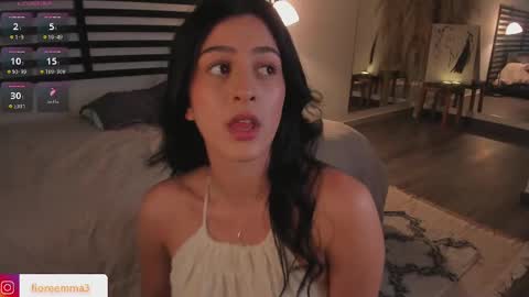 Snapshot of afrodita__25 chatting on February 19, 10:53 pm Emma online show from February 19, 10:53 pm