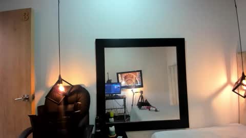 Afrodita online show from November 16, 1:35 pm