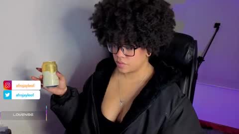 Snapshot of afrojayleof chatting on September 20, 11:08 pm Jayle online show from September 20, 11:08 pm