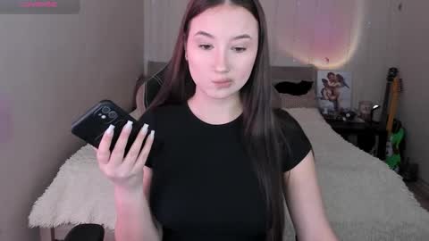 Eva online show from November 20, 8:13 am