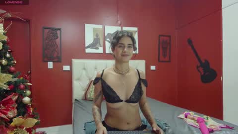 agata  online show from December 10, 3:55 pm