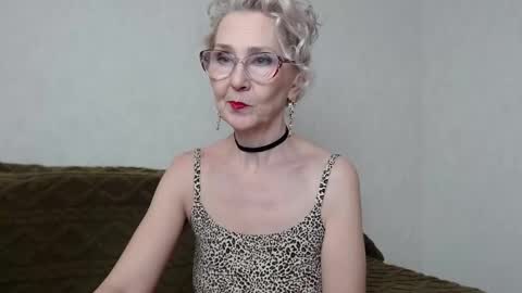 Snapshot of agatha_moore_ chatting on February 11, 1:09 pm Agatha online show from February 11, 1:09 pm