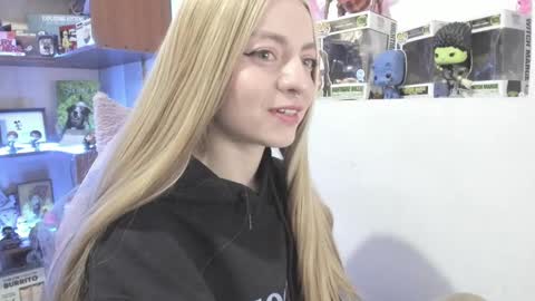 Snapshot of agathaa_ks_ chatting on January 15, 8:16 pm Camila 2 online show from January 15, 8:16 pm