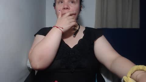 Snapshot of agathaaaa chatting on September 8, 11:15 pm online show from September 8, 11:15 pm